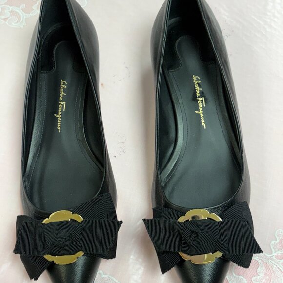 Salvatore Ferragamo Shoes - NEW-Salvatore Ferragamo-54595-Women Black Leather heel Dress shoes.Sz-8B.Italy.